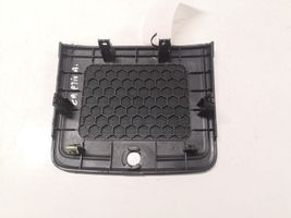 Chevrolet Captiva Cache enceinte centrale 96435756