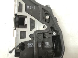 BMW 1 E81 E87 Serrure de porte avant 7059973