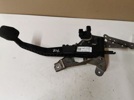 Ford C-MAX I Clutch pedal 3M517B633XF