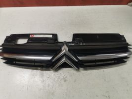 Citroen C5 Maskownica / Grill / Atrapa górna chłodnicy 9636751980