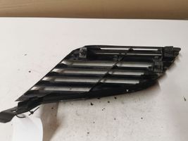 Nissan Primera Grille inférieure de pare-chocs avant 62320AU300