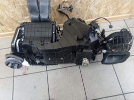 Volkswagen Touareg I Interior heater climate box assembly 