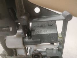 Peugeot 308 Klamka zewnętrzna/wspornik drzwi 