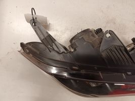 Mazda 3 I Lampa przednia P2958