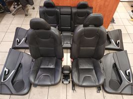 Volvo V40 Set di rivestimento sedili e portiere 