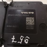 Volvo V40 ABS-pumppu 10096104223