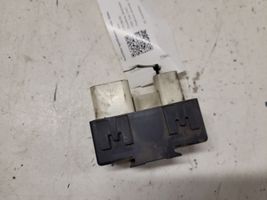 Volvo C70 Coolant fan relay 9442934