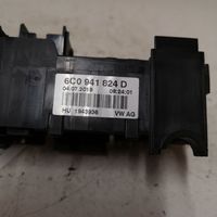 Skoda Fabia Mk3 (NJ) Sulakemoduuli 6C0941824D