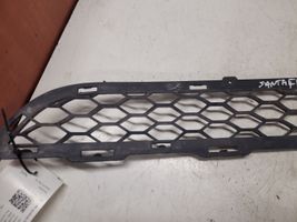 Hyundai Santa Fe Front bumper lower grill 865122B000