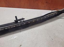 Mercedes-Benz E W211 Luce d’arresto centrale/supplementare A2118201656