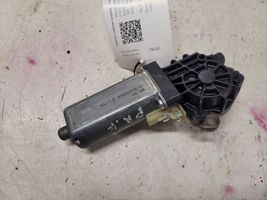 Mercedes-Benz E W211 Moteur de réglage de siège 0390203003