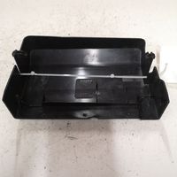 Volvo V40 Coperchio/tappo della scatola vassoio della batteria 31328974