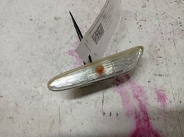 BMW 3 E90 E91 Front fender indicator light 725332502