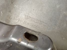 Volvo V70 Sivuhelman takalista 30678565