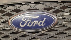 Ford Focus C-MAX Maskownica / Grill / Atrapa górna chłodnicy 3M5JR8200AAW