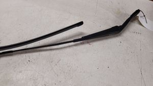 Volvo XC60 Front wiper blade arm 3075325