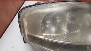 Citroen C3 Lampa przednia 20A023B