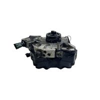 Volvo V70 Polttoaineen ruiskutuksen suurpainepumppu 0445010111