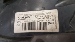 Volvo V60 Lampa przednia 31299996