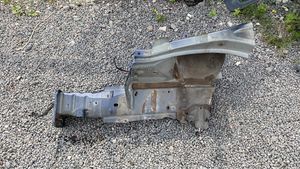 Volvo V40 Longeron support avant 