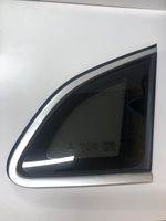 Volvo V40 Fenêtre latérale avant / vitre triangulaire 31352333