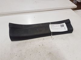 KIA Sorento Moldura protectora del borde trasero 858772P000