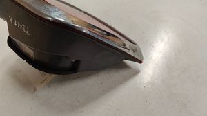 KIA Sorento Lampy tylnej klapy bagażnika 924052P12