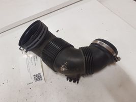 Audi A3 S3 8V Turboahtimen ilmanoton letku 5Q0129654