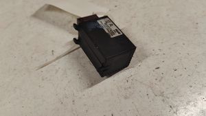 Citroen C2 Fuel pump relay 9652174380