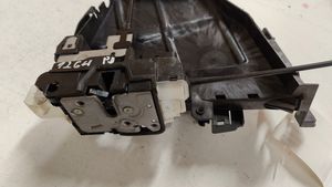 Volvo V40 Serratura portiera anteriore 933446104