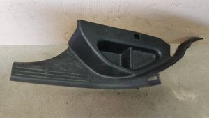 Volvo V40 Moldura protectora del borde trasero 31267989