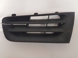 Renault Megane II Mascherina inferiore del paraurti anteriore 8200412381