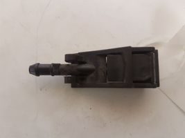 Volkswagen PASSAT B5.5 Ugello a spruzzo lavavetri per parabrezza 6E0955985