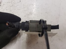 BMW 3 E90 E91 Electrovanne Soupape de Sûreté / Dépression 70078400