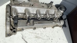 Volvo S60 Rocker cam cover 