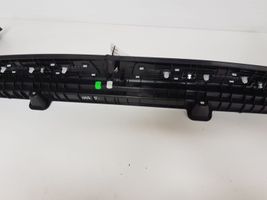 BMW 3 F30 F35 F31 Bagažinės slenksčio apdaila 51477221875