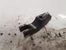 Opel Astra J Morsetto iniettore carburante 