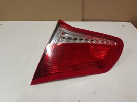 Citroen C4 II Lampy tylnej klapy bagażnika 967215548001