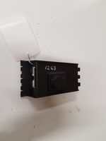 Citroen C5 Câble adaptateur AUX 81230116