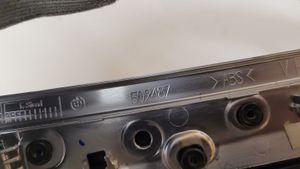 BMW 5 F10 F11 Etuoven verhoilu (käytetyt) 9171782