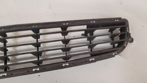 Opel Zafira B Front bumper lower grill 