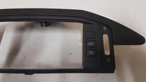 Citroen C6 Radio/GPS head unit trim 9649419077