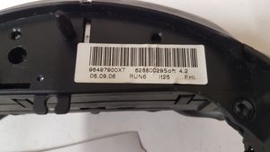 Citroen C4 I Pulsanti/interruttori sul volante 96497900XT