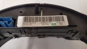 Citroen C4 I Pulsanti/interruttori sul volante 96497900XT