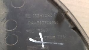 Opel Zafira B Grille antibrouillard avant 13247322