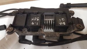 Audi A8 S8 D2 4D Bobine d'allumage haute tension 078905104