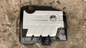 Volkswagen PASSAT B6 Engine cover (trim) 03L103925AM