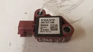 Volvo V50 Czujnik uderzenia Airbag 30737138