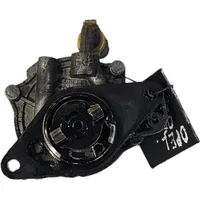 Opel Astra H Vacuum pump 