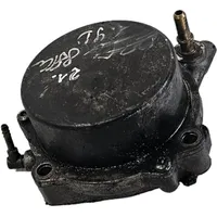 Opel Zafira B Vacuum pump 